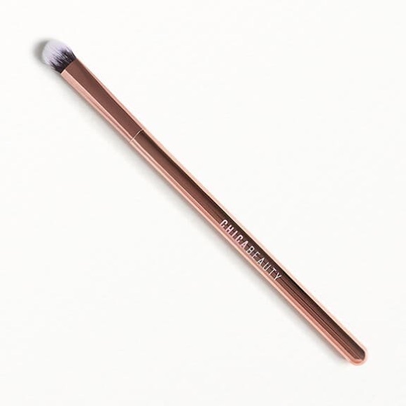 CHICA BEAUTY
Eyeshadow Shader Brush - Picture 1 of 5